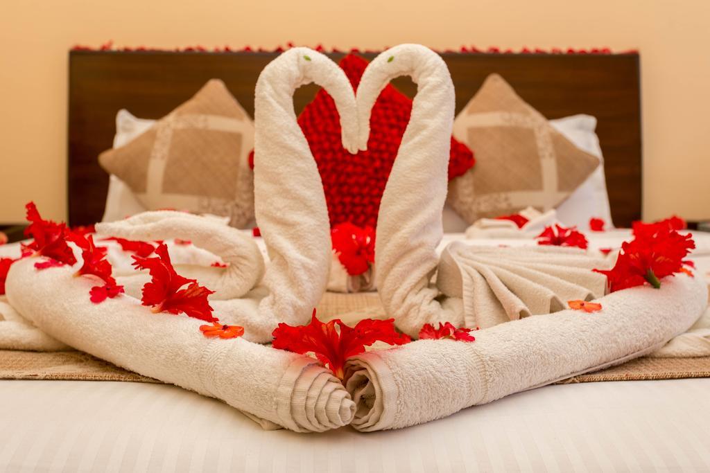 Hotel Peninsula Покхара Экстерьер фото